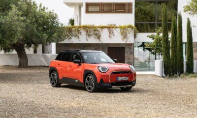 MINI presenta su primer crossover