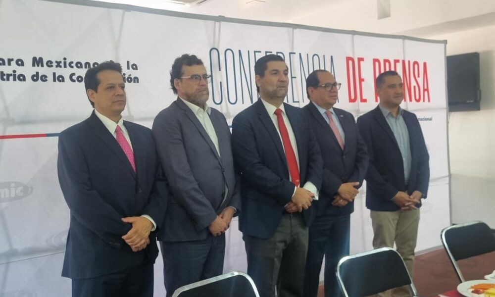 Exigen constructores aumentar inversión pública