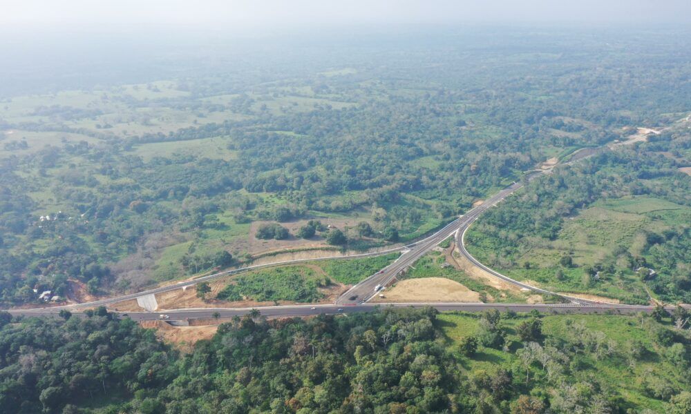 Inauguran AMLO último tramo de la Minatitlán–Hidalgotitlán