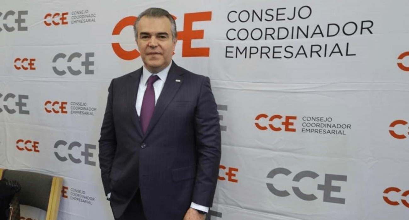 Alerta empresarial inflación, salarios y jornada laboral en la mira