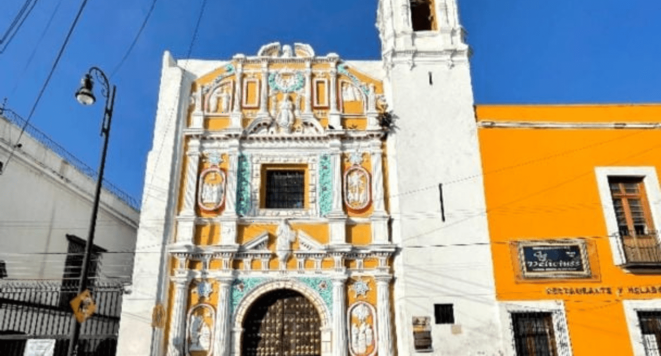 Denuncian robo en capilla histórica de Puebla