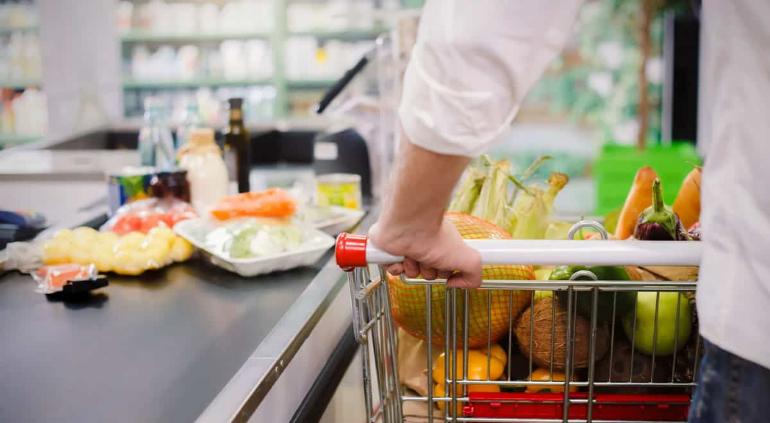 Disminución de consumo indica posible recesión