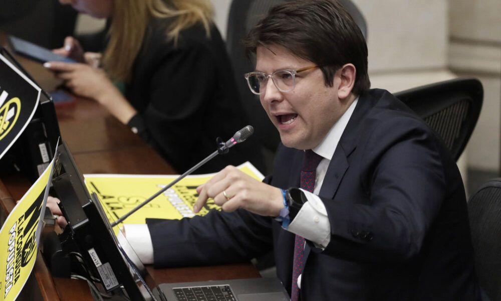 La bala como argumento Colombia y el eterno regreso de la violencia política
