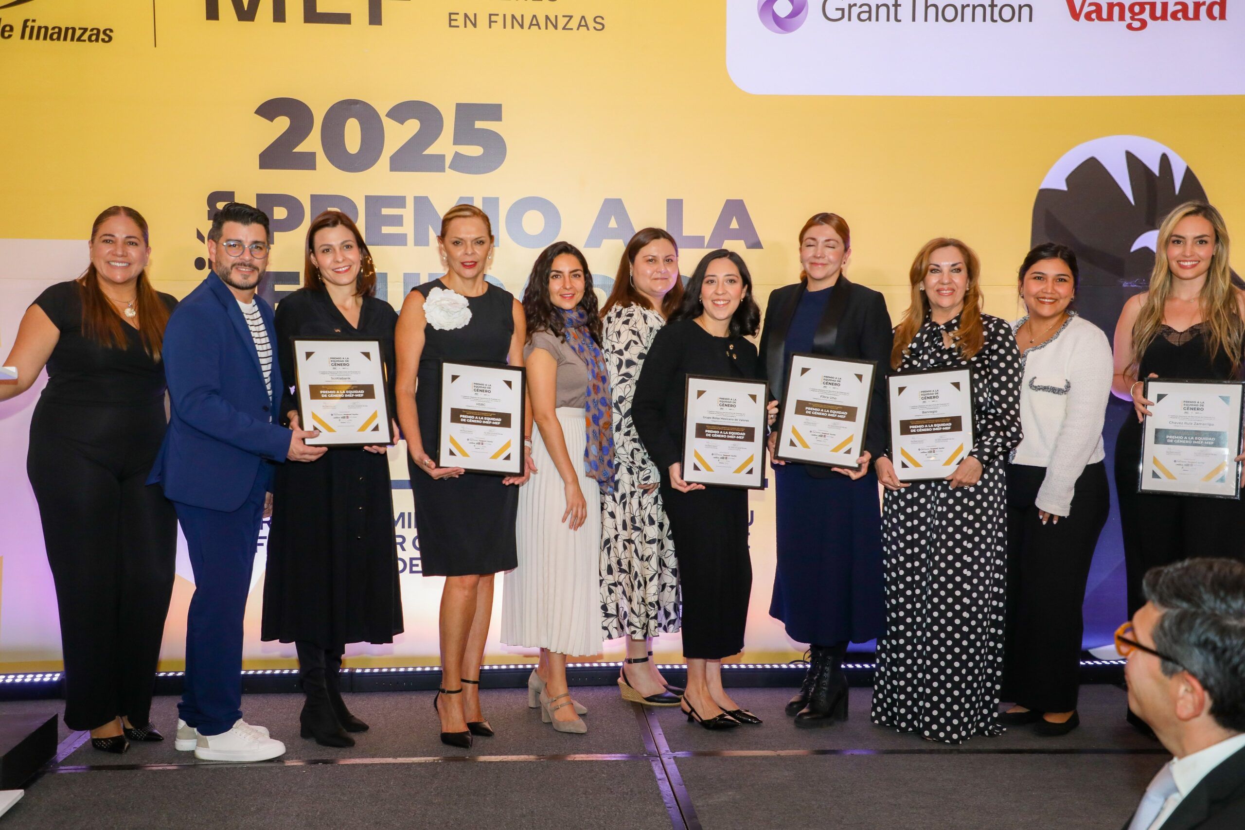 Reconocen a Grupo BMV por igualdad de género