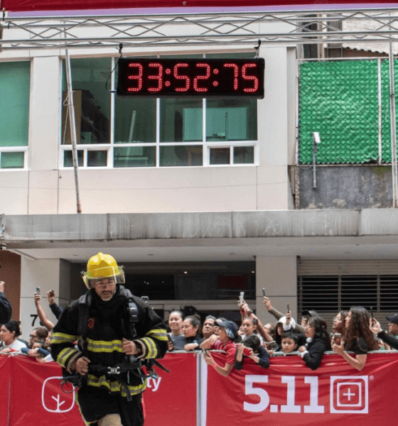 Récord en la 6ª Carrera Vertical de Bomberos CDMX
