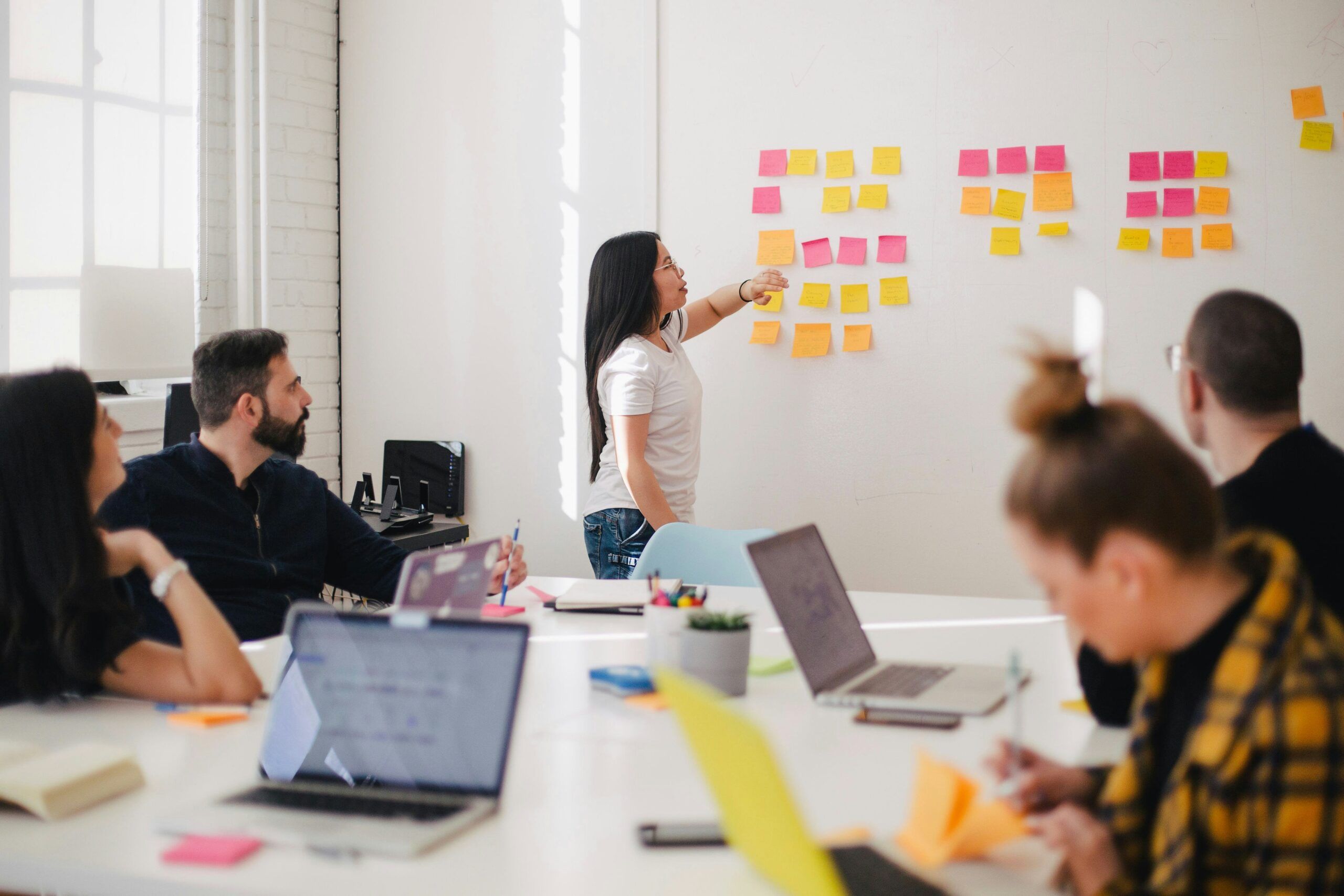 Solo 4 de cada 10 empresas capacitan a su personal