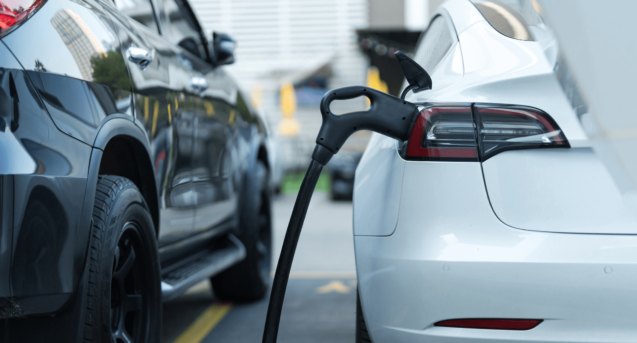 Aumentan ventas de vehículos eléctricos e híbridos conectables
