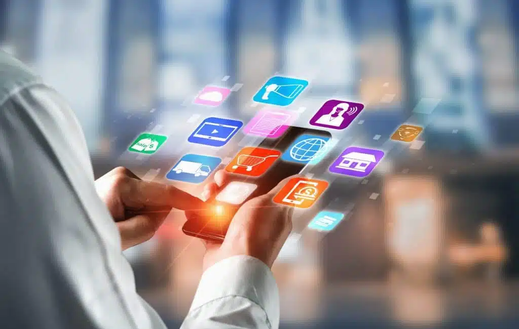Crece red de brokers en México con apoyo de plataformas digitales
