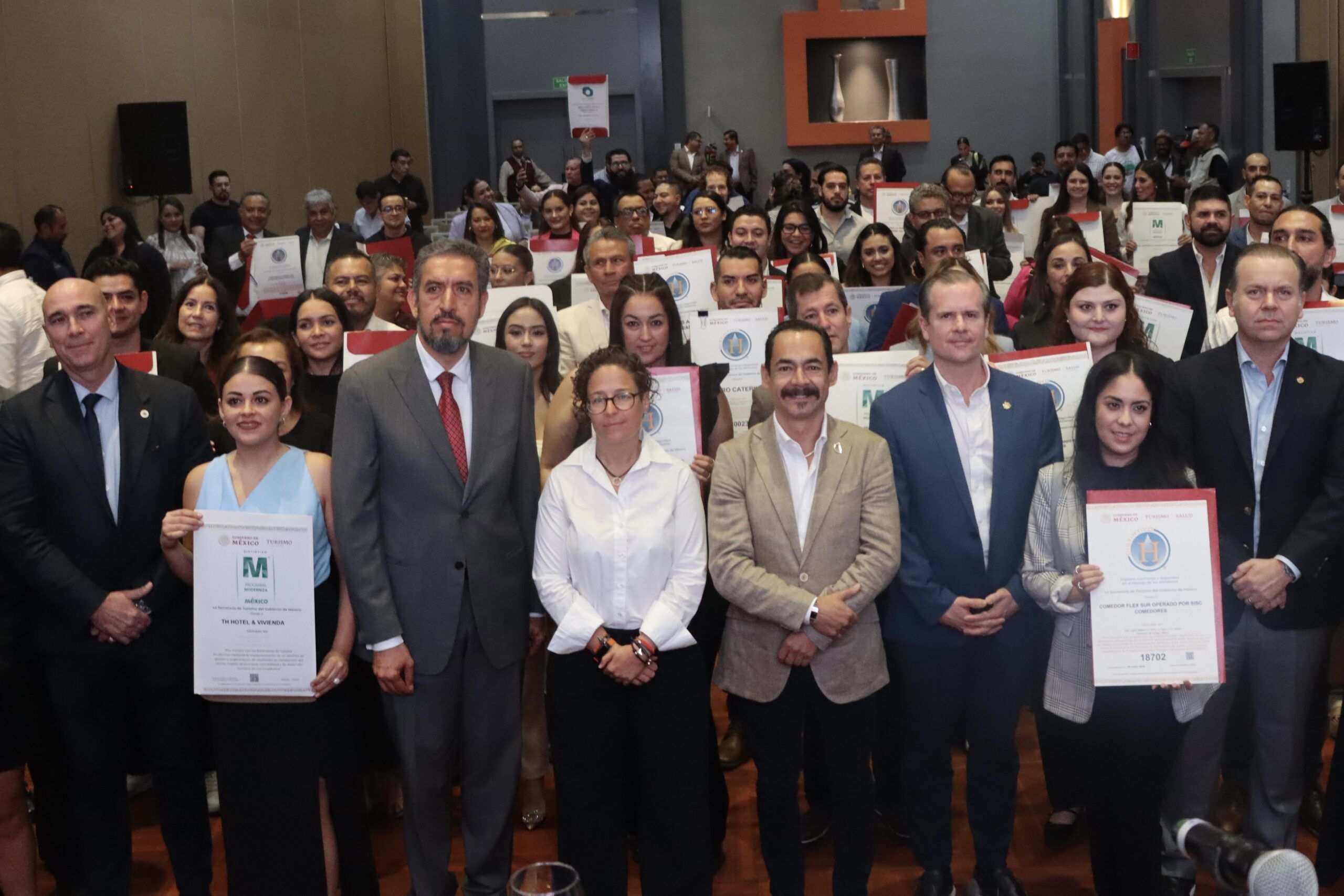 Reconocen calidad turística en Jalisco con más de 140 distintivos