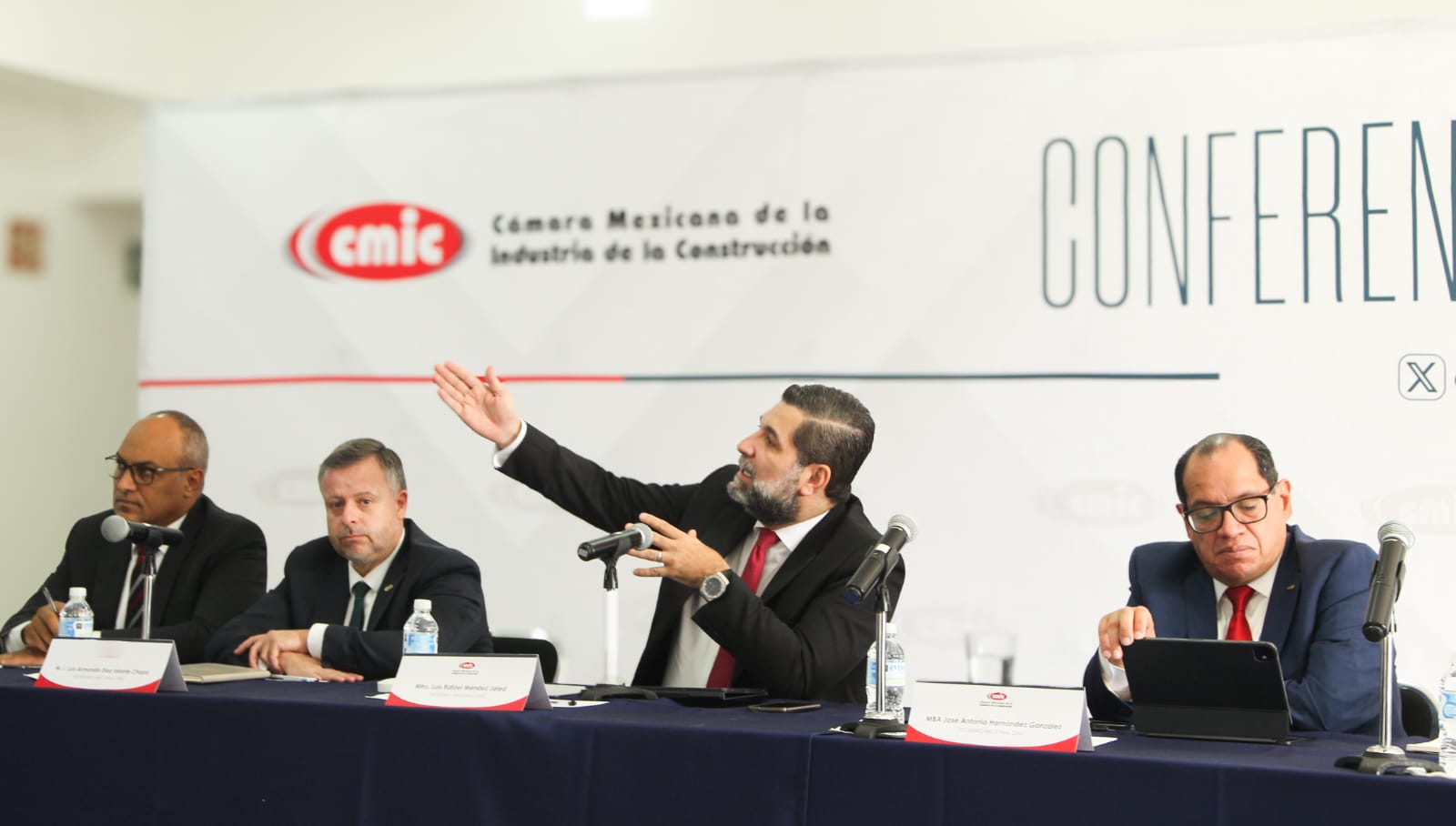 Se requieren 80 mmdp en materia de infraestructura para 2026: CMIC