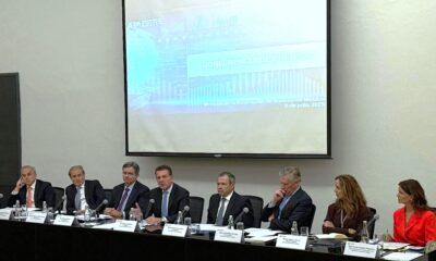 Estrategia de reconfiguración bancaria 1