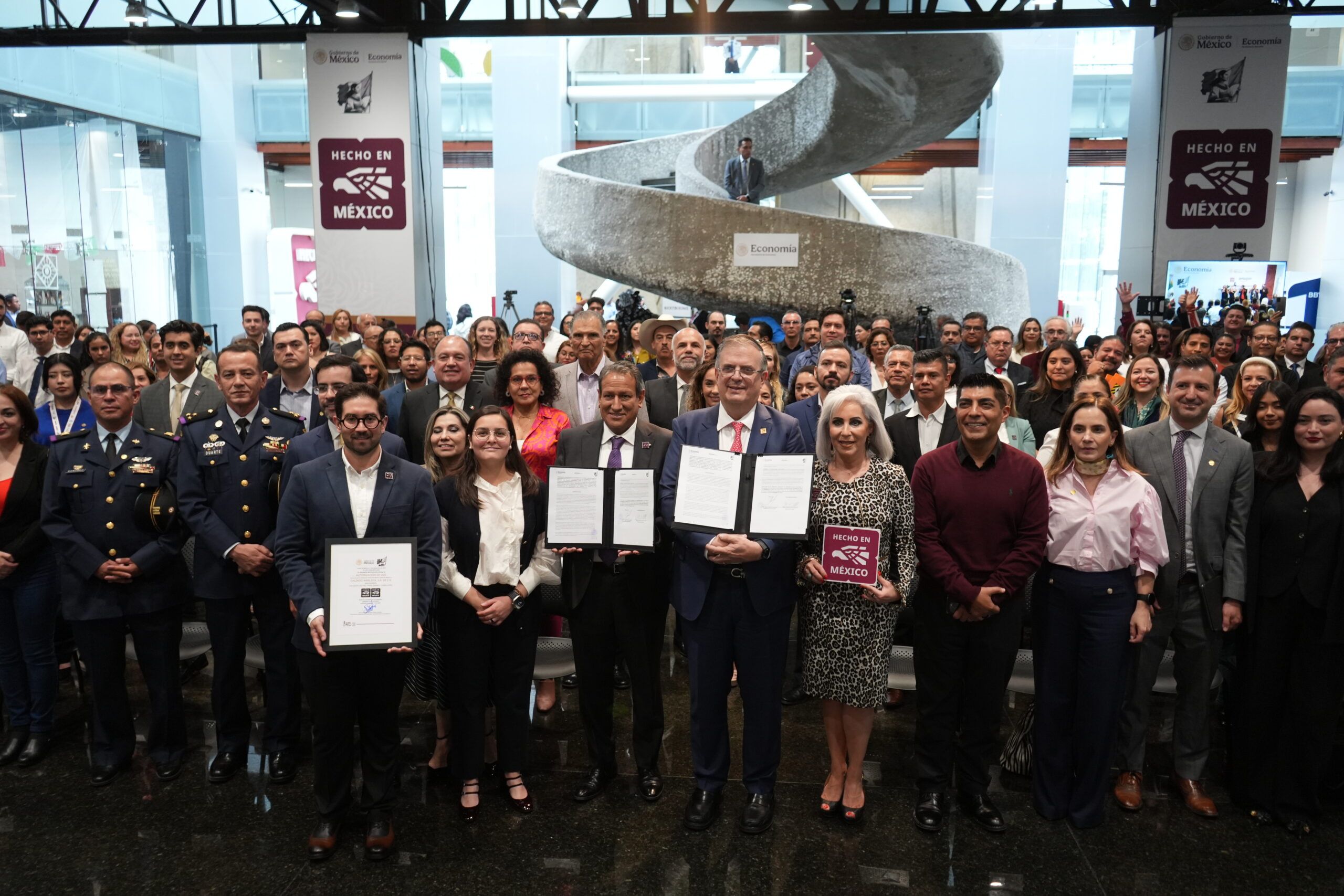 Amazon México fortalece a pymes con certificación Hecho en México