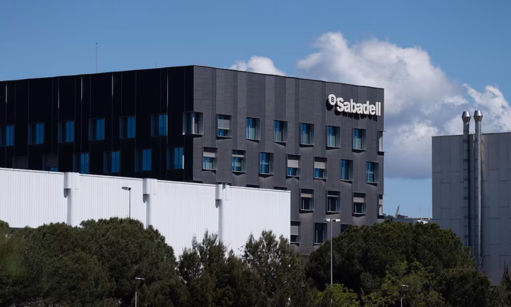 Considera Sabadell pobre la oferta realizada por BBVA