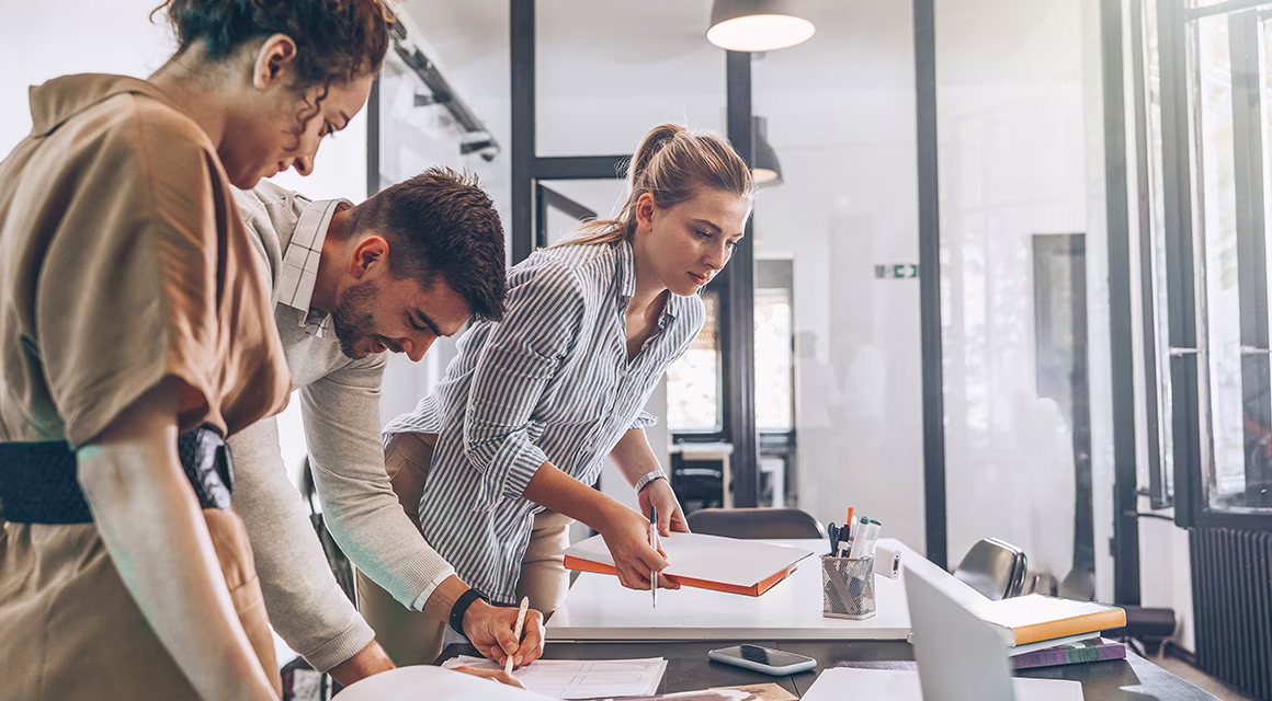 Desmitificando mitos de inversionistas jóvenes