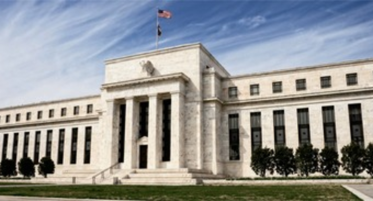 FED disminuye 25 pb su tasa de referencia con decisión dividida