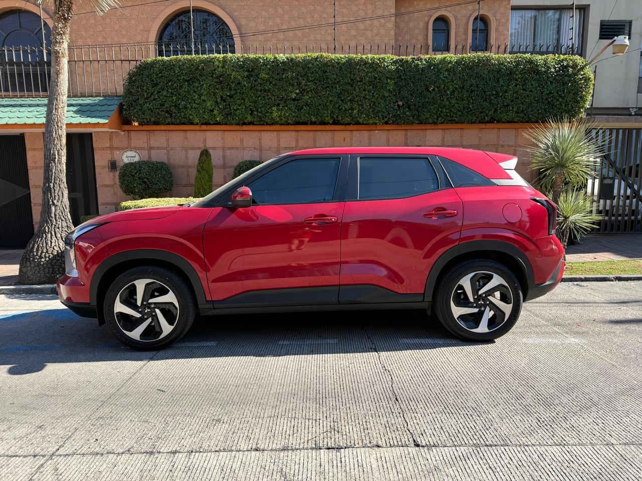 Outlander sorprende en su manejo y espacio interior