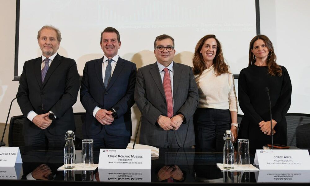 Disminuye uso de efectivo por digitalización en la economía