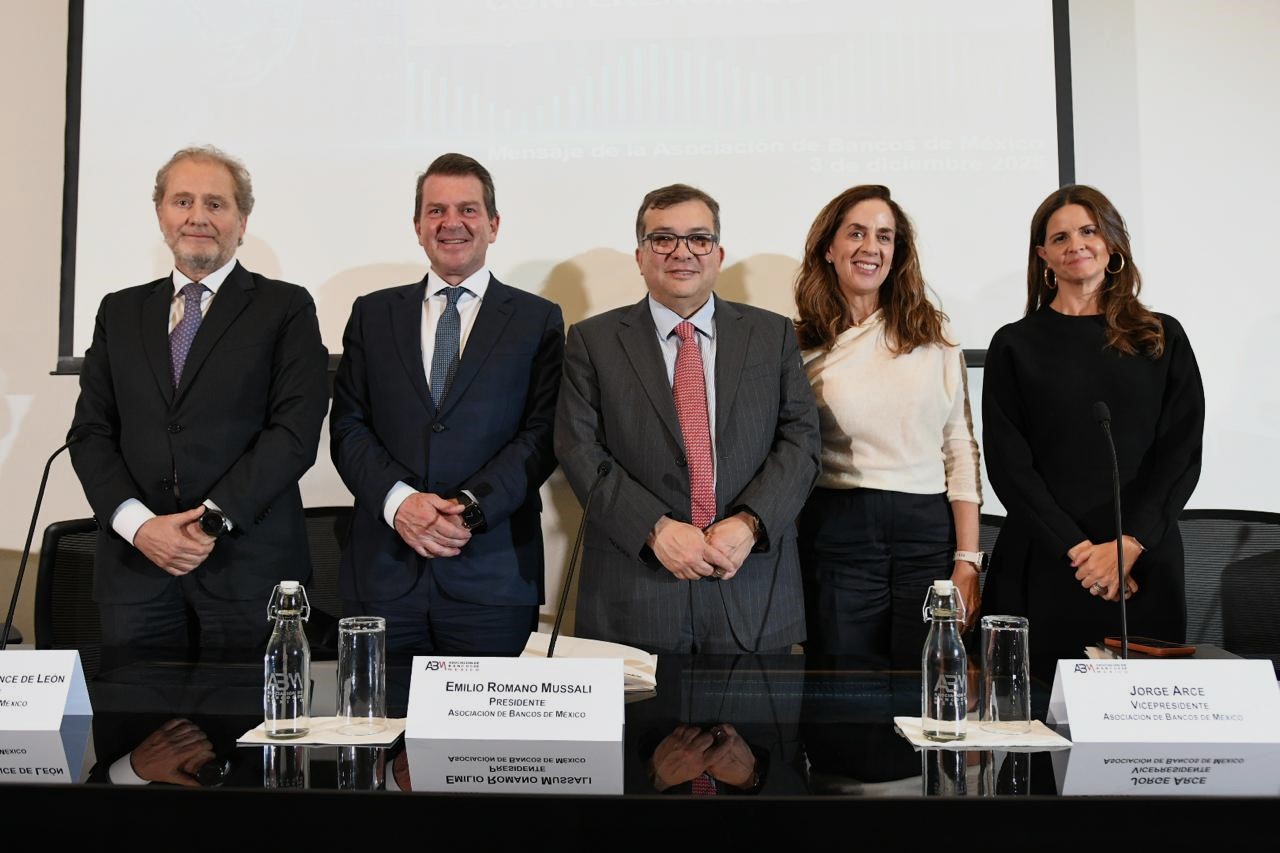 Disminuye uso de efectivo por digitalización en la economía