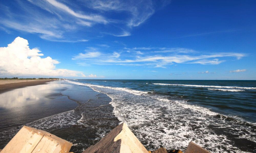 Los mejores destinos de playa en Sinaloa para esta temporada