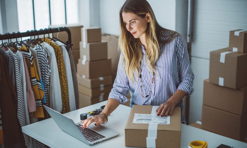 Mejores prácticas para protegerse de amenazas más comunes en compras navideñas