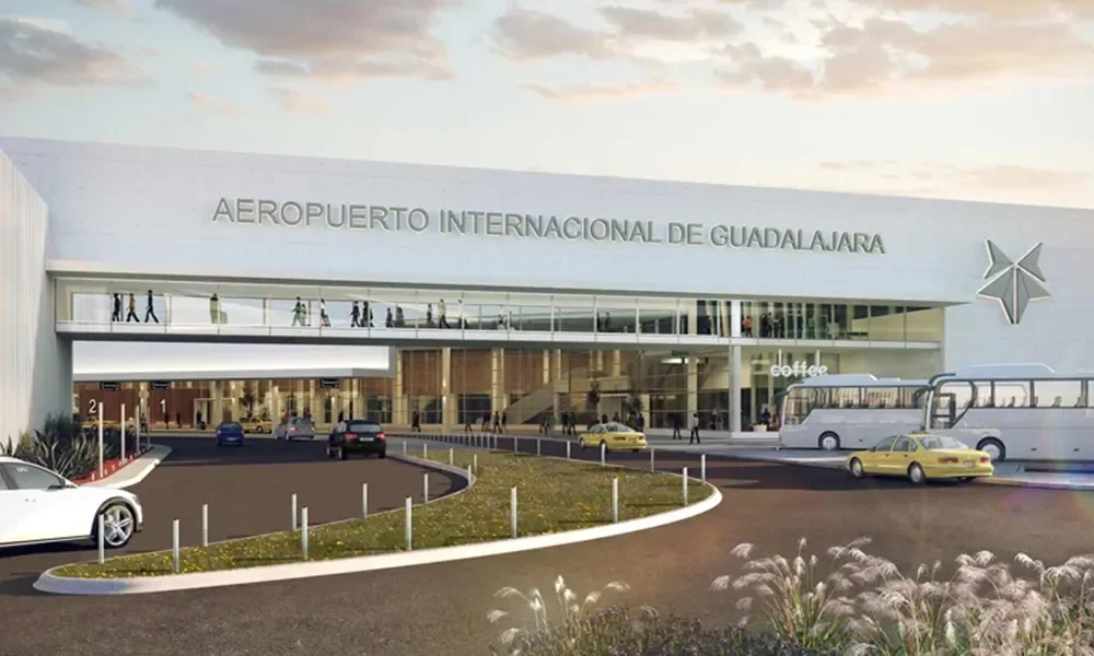 Aeropuertos de Guadalajara y Puerto Vallarta normalizan operaciones