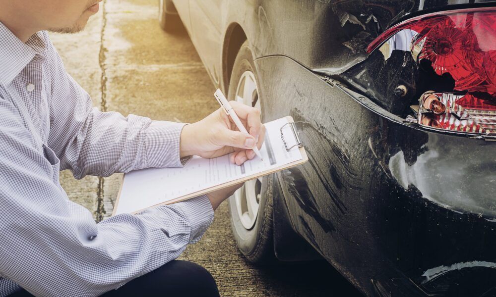 Qué es el deducible en seguros de auto y cómo afecta tu póliza