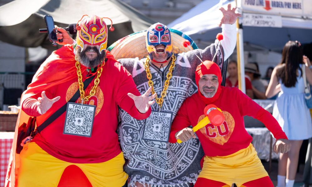 Cinco de Mayo en Denver fiesta, mezcal y carrera de chihuahuas