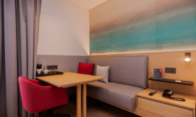 Fiesta Inn lanza nuevo prototipo de habitación para viajeros de negocios
