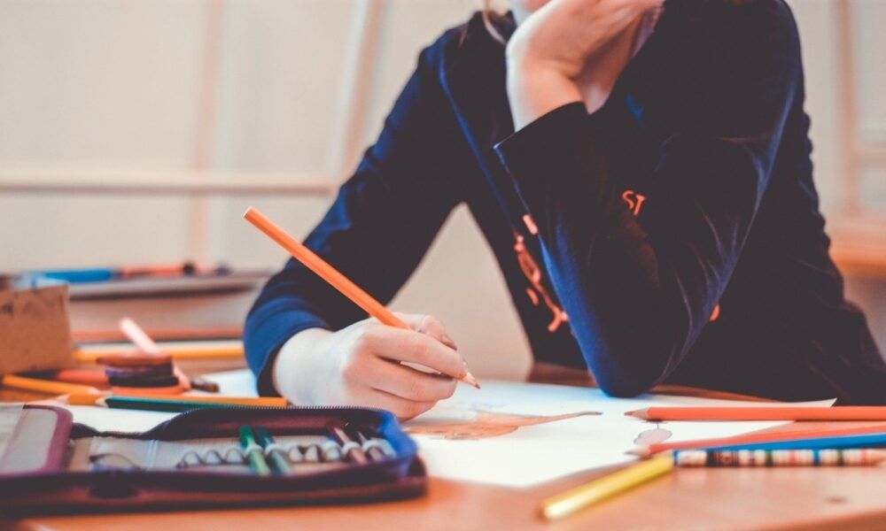 Fundación BBVA México lanza convocatoria de becas 2026-2027
