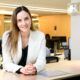 Inversión femenina crece, pero persiste brecha de género