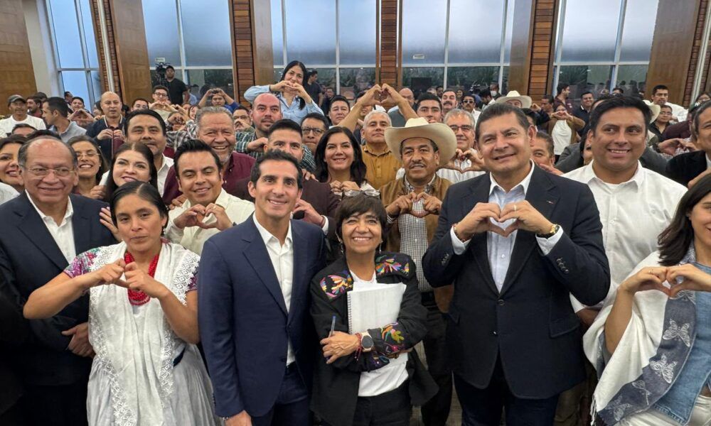 Proyecto nacional de canchas avanza en Puebla