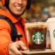 Rappi y Starbucks impulsan entregas en 15 minutos en México