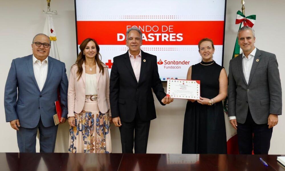 Fundación Santander México dona al Fondo de Desastres de Cruz Roja