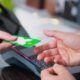 Pluxee reducirá residuos plásticos con tarjetas recicladas