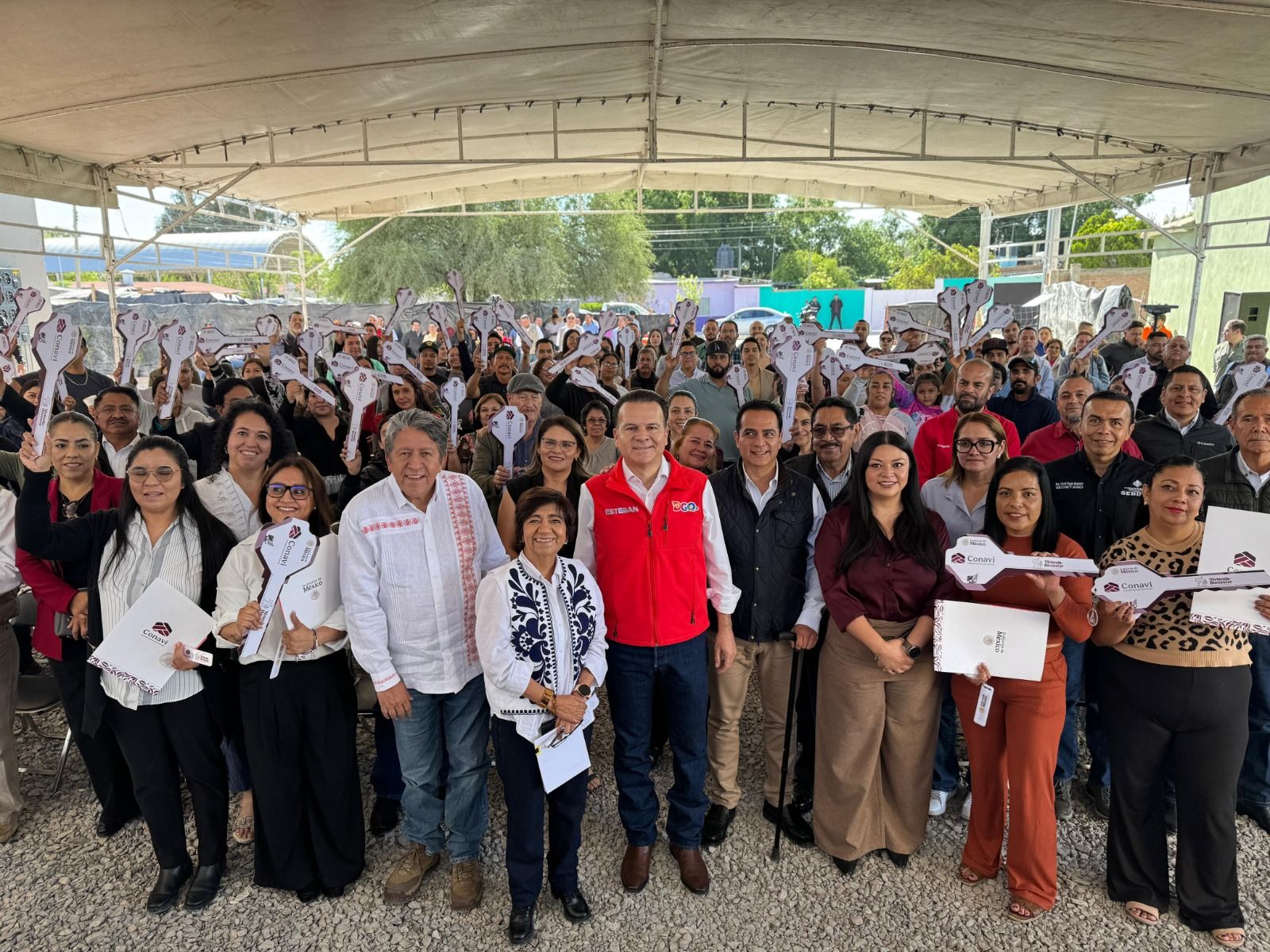 Sedatu y Conavi entregan primeras Viviendas Bienestar en Durango