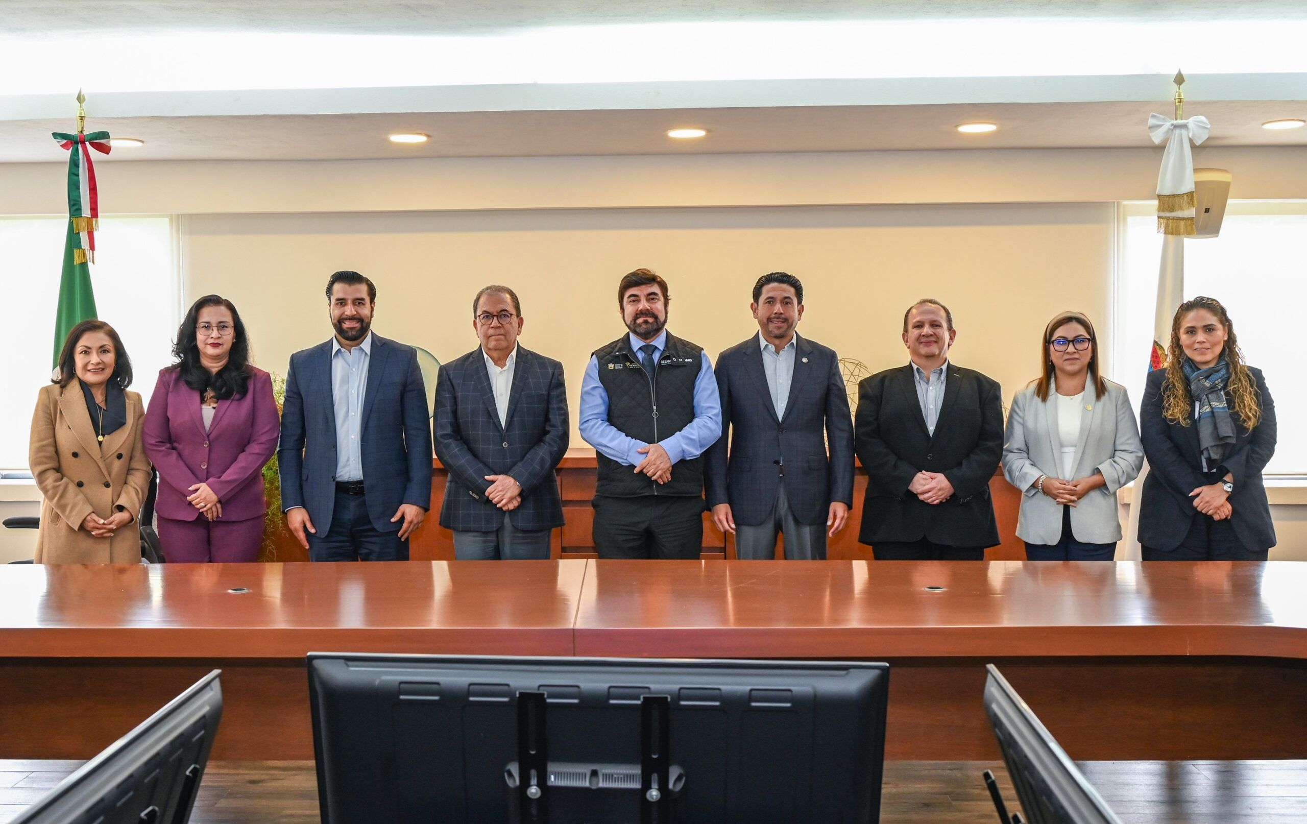 Estado de México presenta EVIE 2.0 y Pulsar para agilizar inversiones