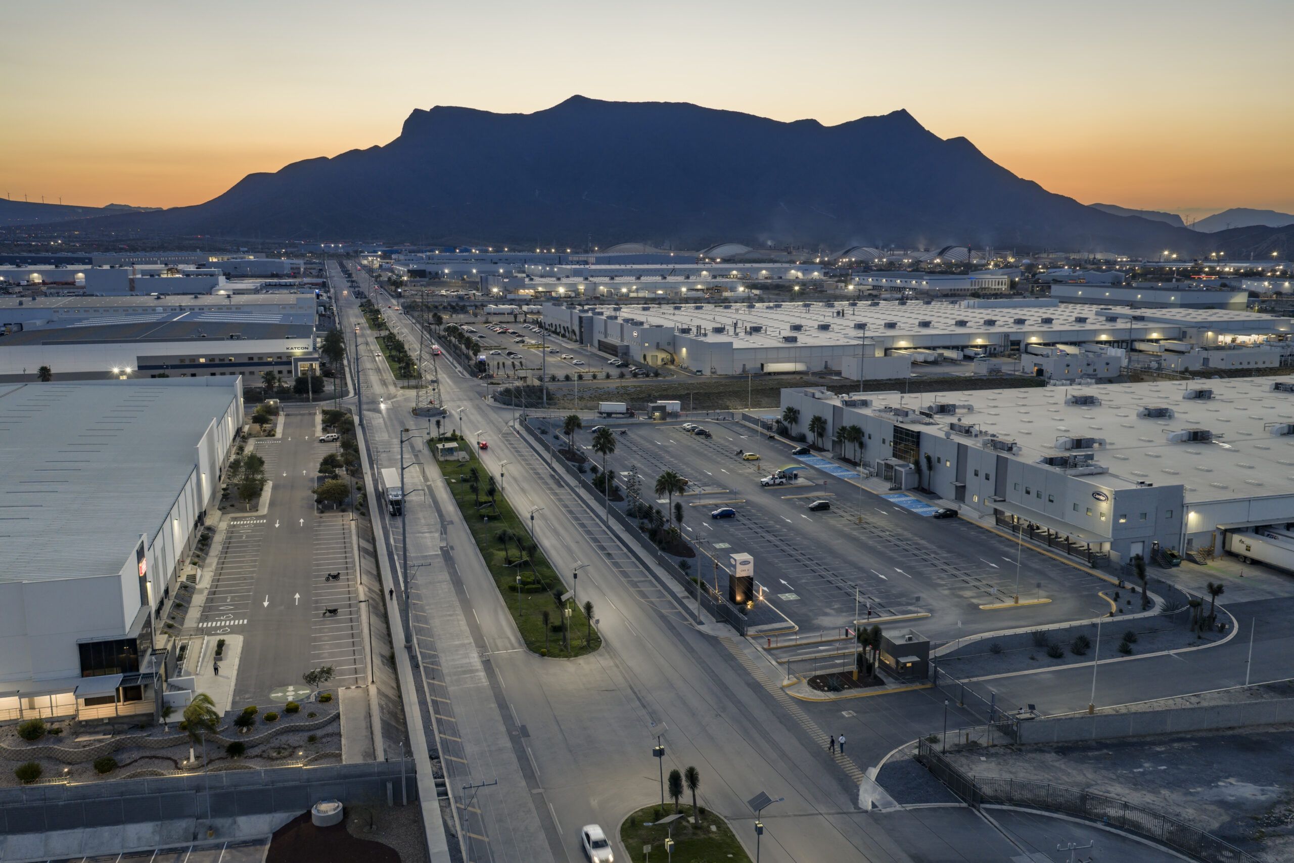 Guadalajara alcanza 5.9 millones de m² de inventario industrial CBRE ⭐