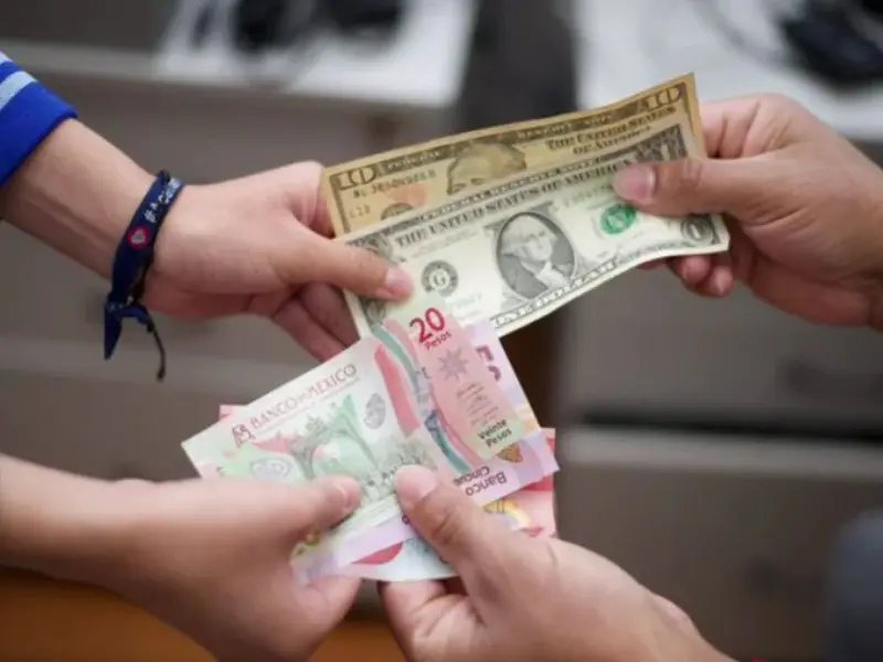 En mayo aumentan remesas 3.8 por ciento anual persiste caída real en pesos